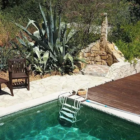 Ruhiges Ferienhaus Mit Sauna, Kamin, Pool & Toller Natur بيت للعطل *
